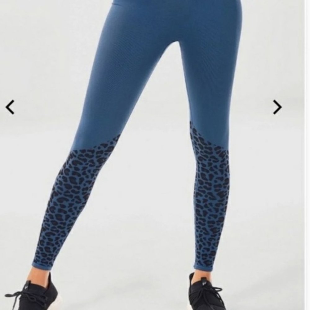 Fabletics High- Waisted Seamless Leopard Leggings
